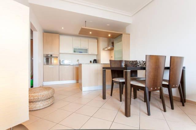 Casa Sol, Fast Wifi, Airco, Swimming Pool Near The Beach Praia Da Rocha ปอร์ติเมา ภายนอก รูปภาพ
