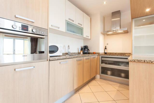 Casa Sol, Fast Wifi, Airco, Swimming Pool Near The Beach Praia Da Rocha ปอร์ติเมา ภายนอก รูปภาพ